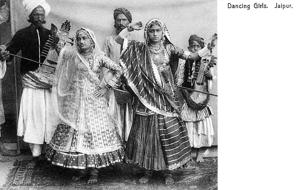 Dancing Girls. Jaipur.