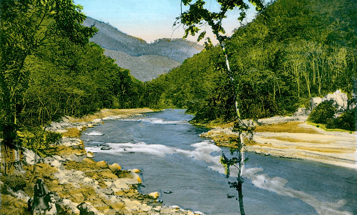Darjeeling. River Teesta from Bazaar.