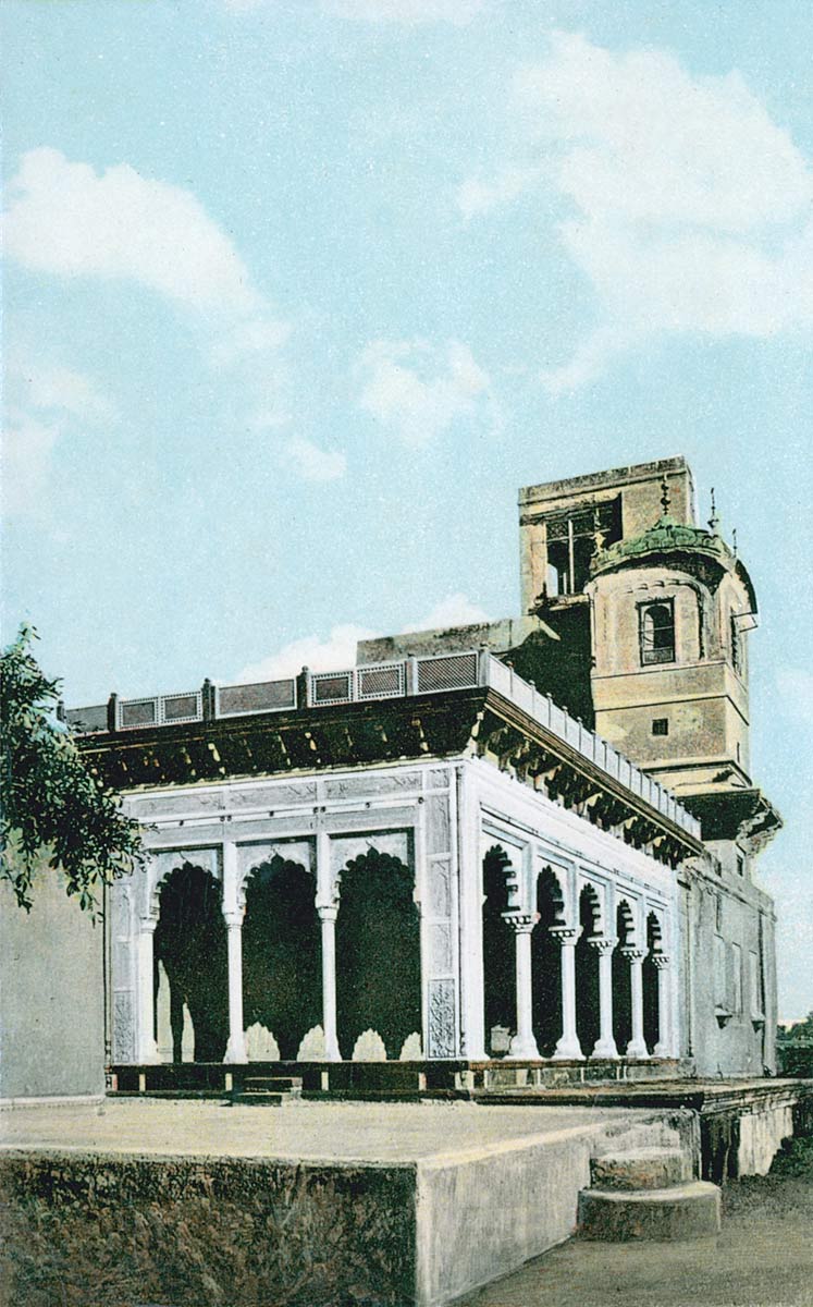 Shish Mahal Fort, Lahore
